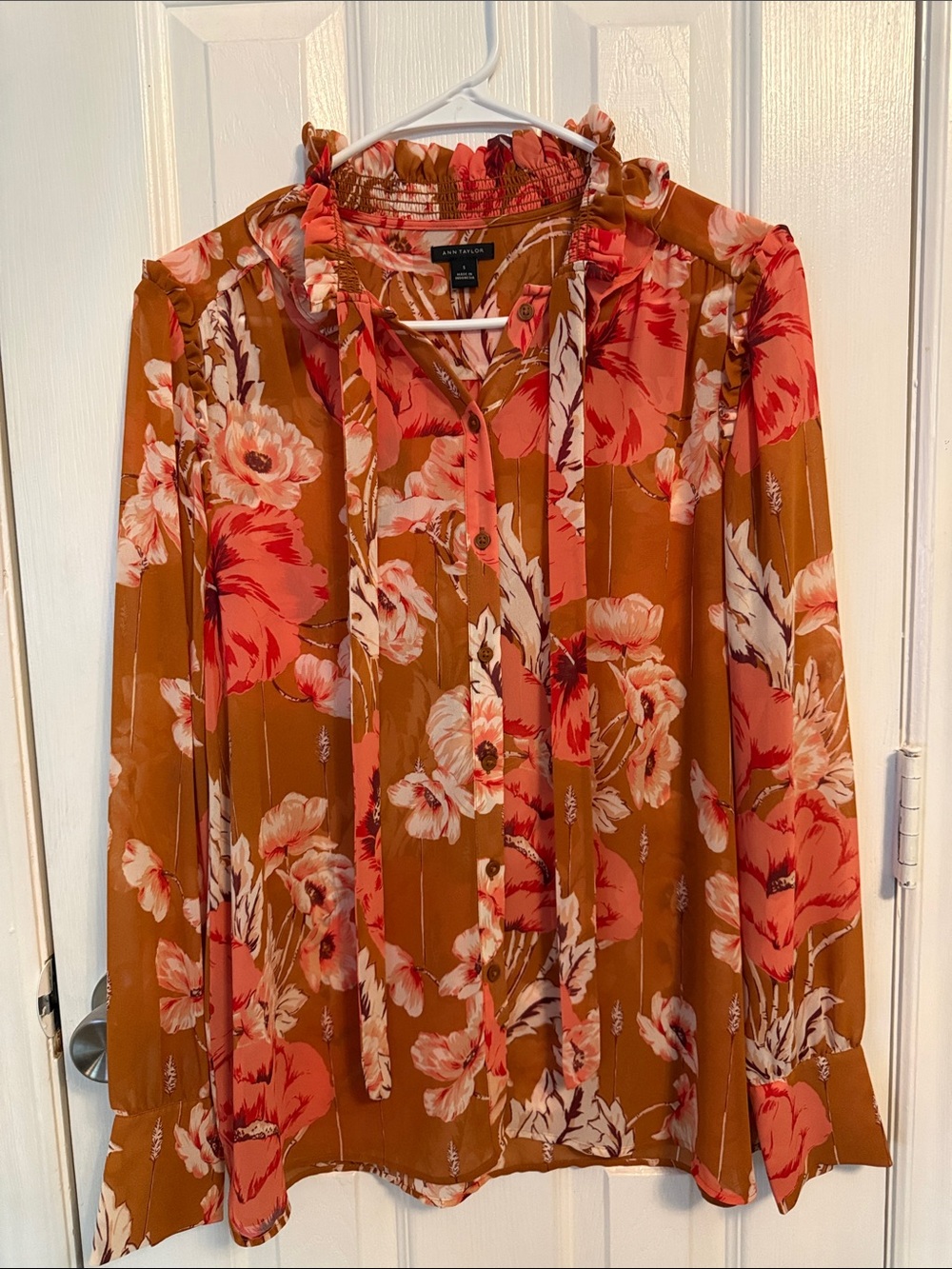 Ann Taylor Floral Tie-Neck Blouse in Rust and Coral